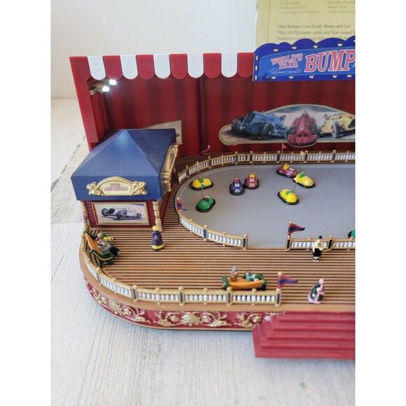 Mr Christmas Gold Label World Fair bump and go 2005 animated Musical - Picture 2 of 16